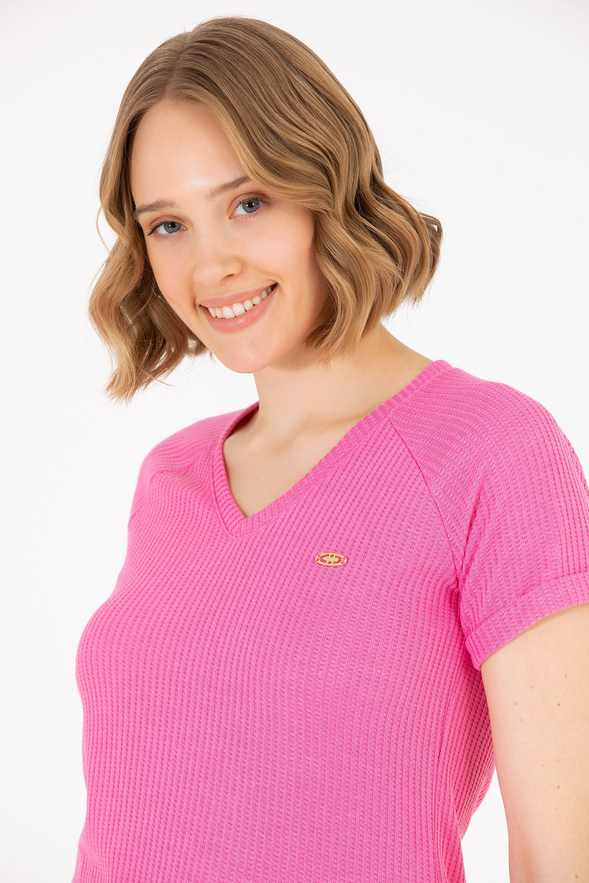 Tricou Slim Fit cu decolteu in V