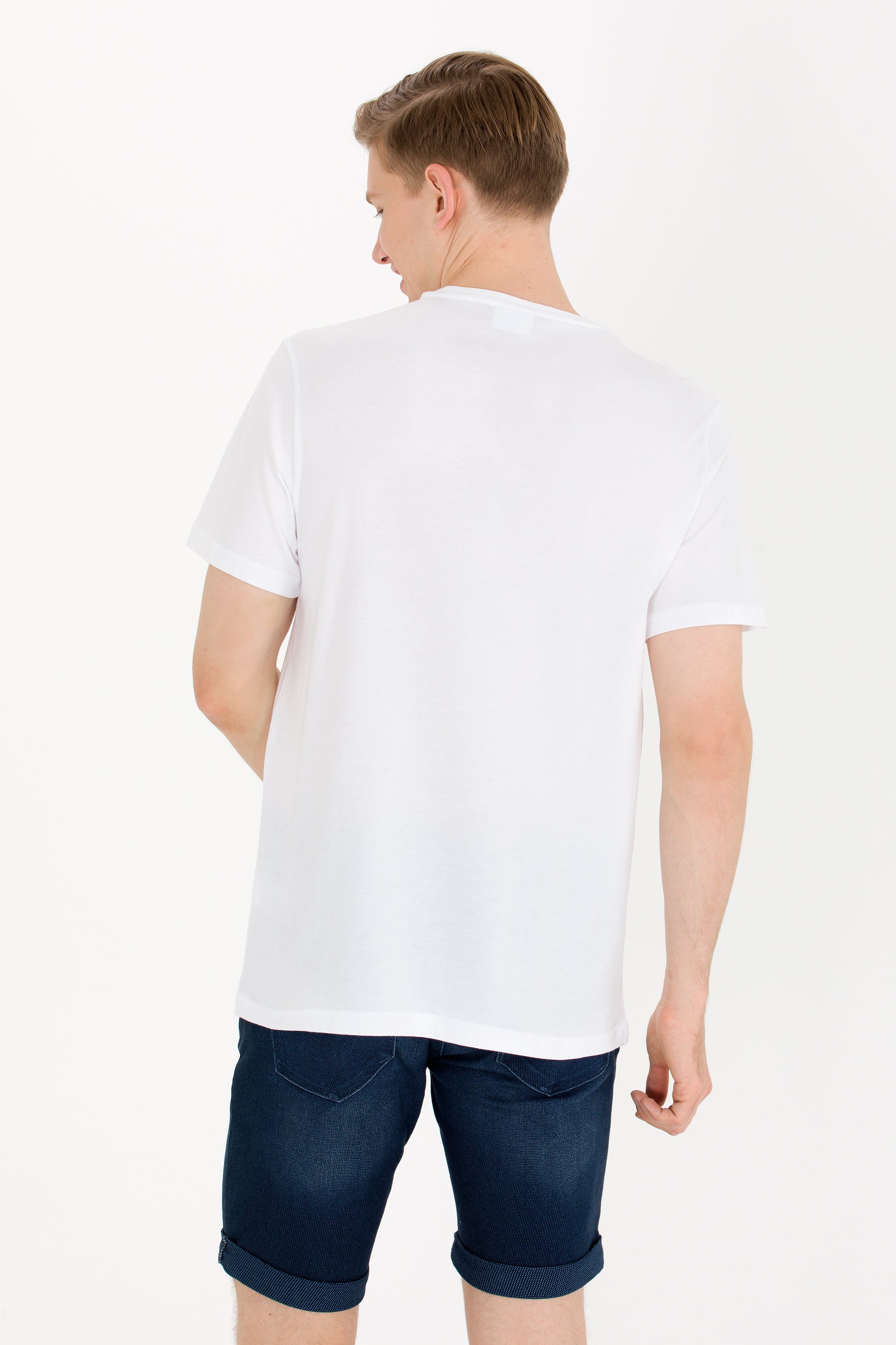 Tricou cu decolteu la baza gâtului cu imprimeu logo