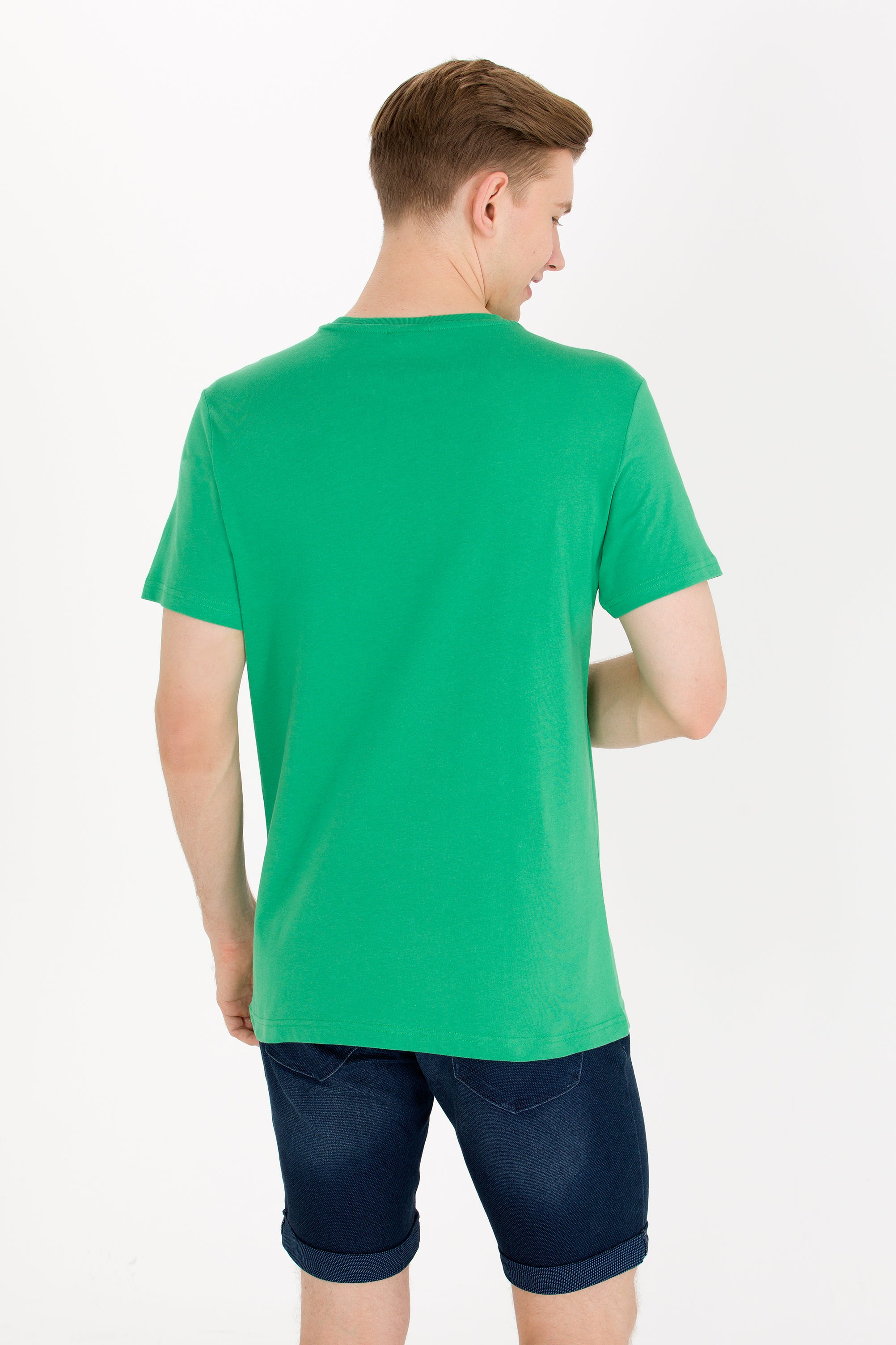 Tricou cu decolteu la baza gâtului cu imprimeu logo