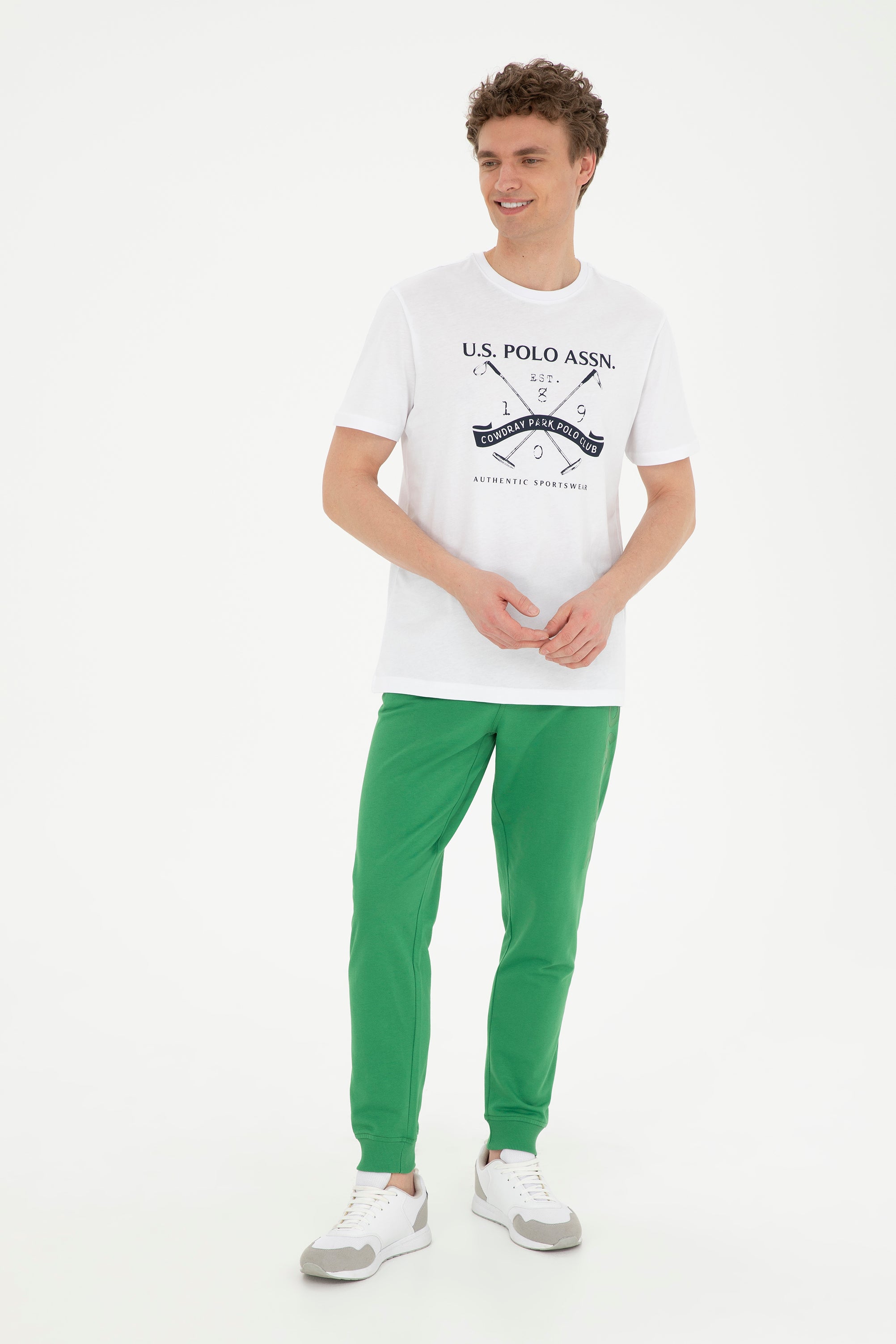 Tricou Bărbați Alb cu Guler Rotund și Print Pe Piept