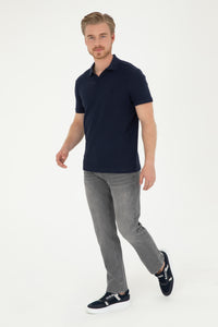 Blugi Bărbați Pe Gri Si Logo Brodat