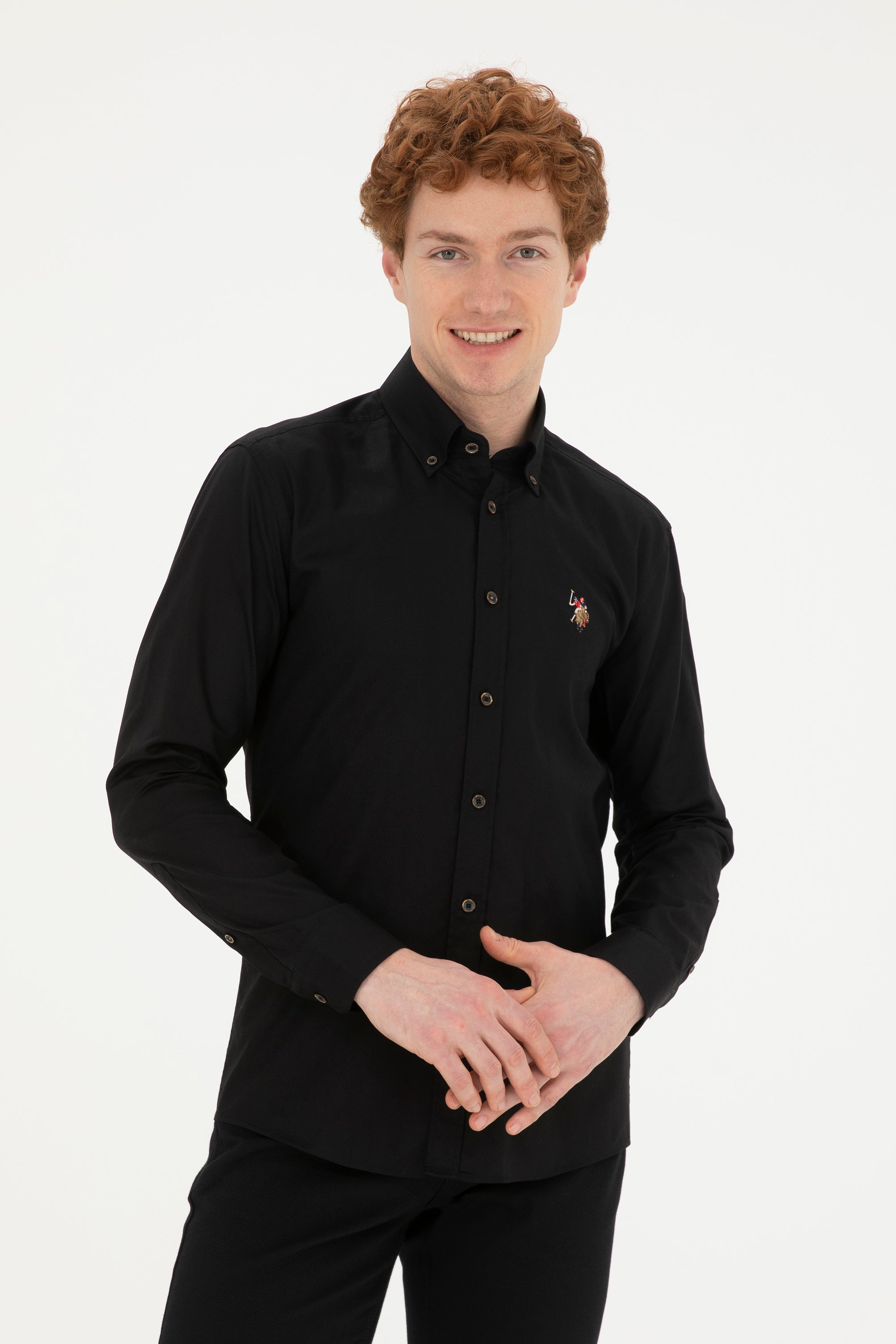 Cămașă Slim fit cu guler fixat cu nasturi