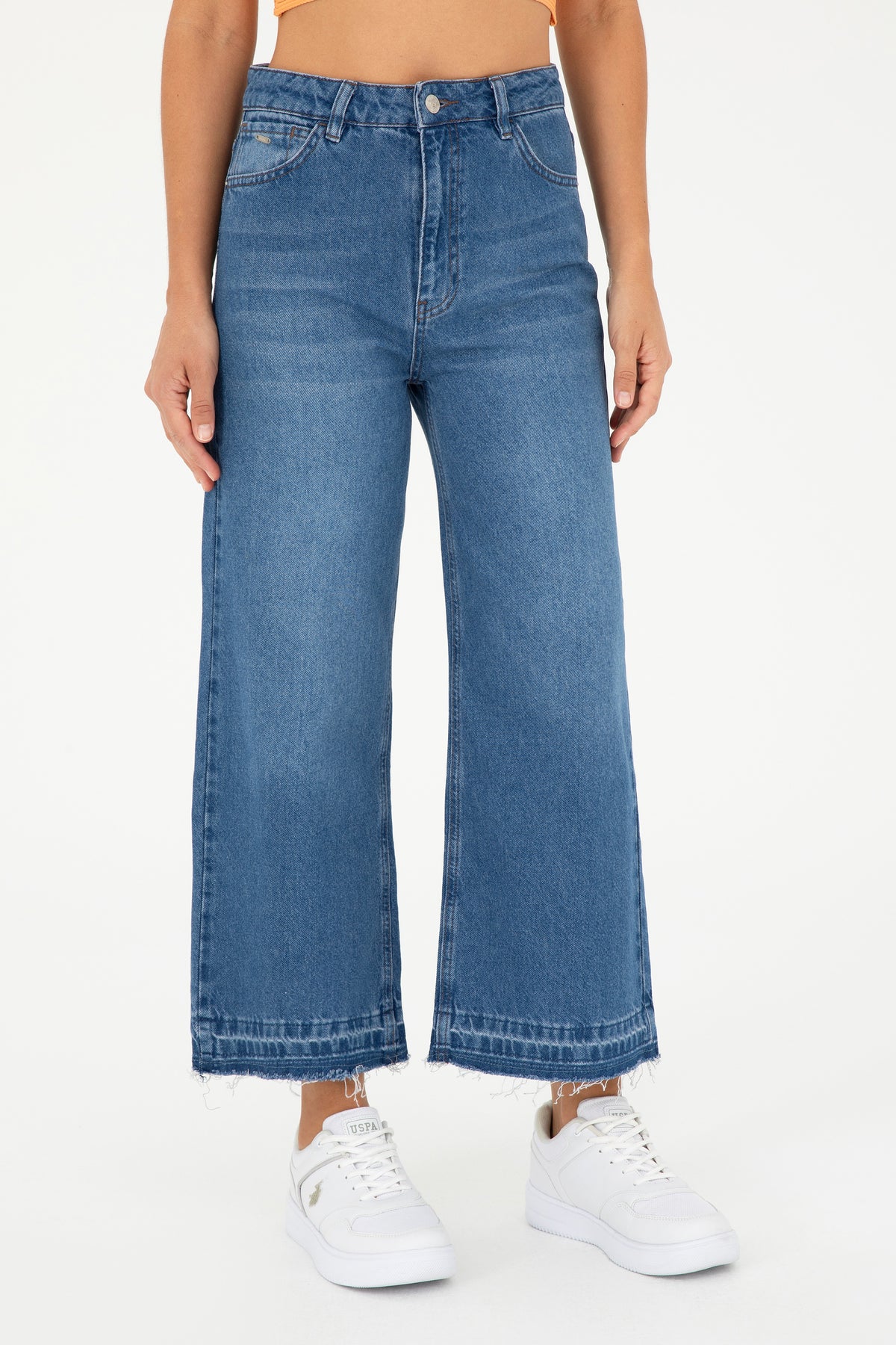 Blugi Damă Pe Albastru Lavandă Evazați cu Aspect Decolorat