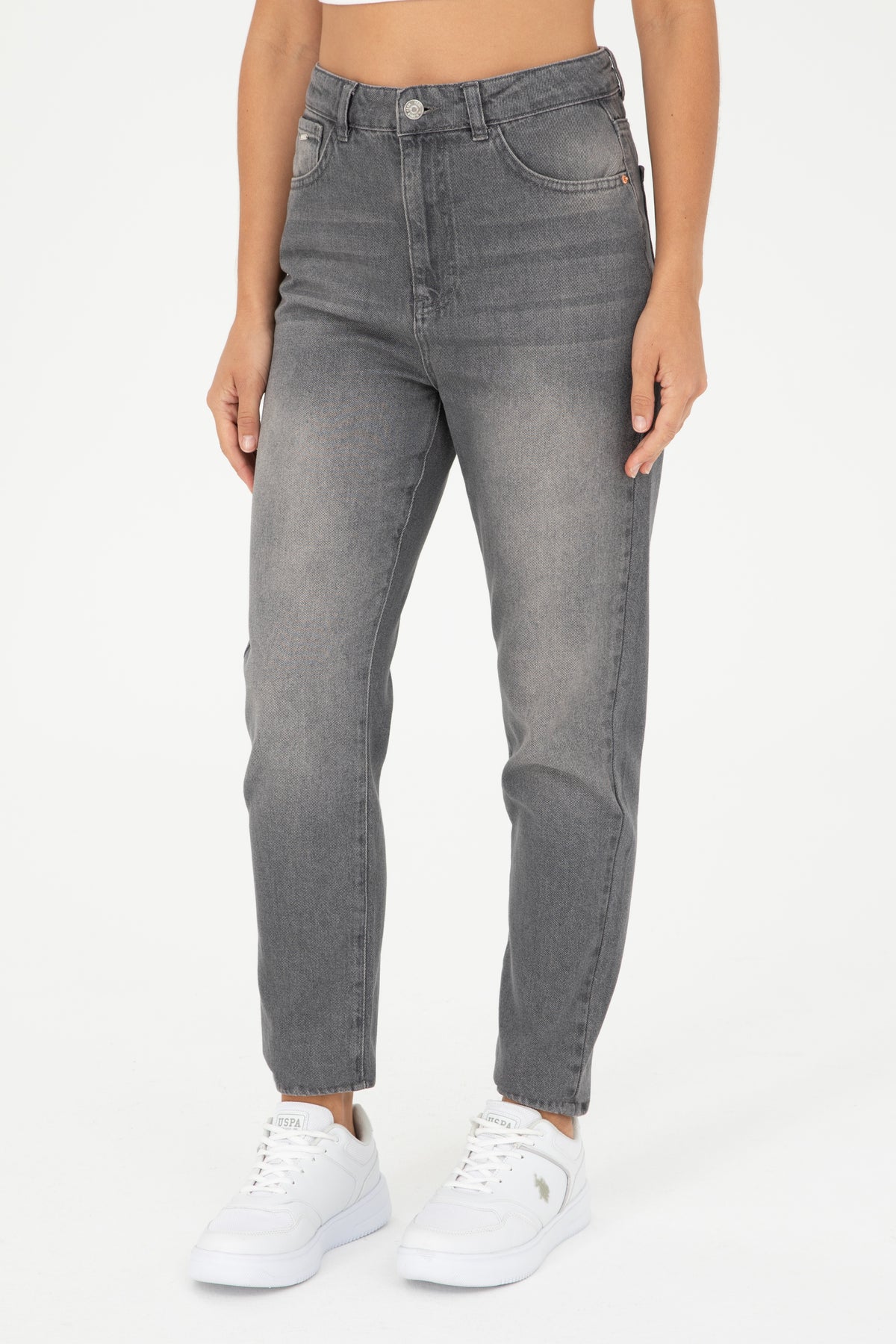 Cămașă Damă Pe Alb Cu Dungi Bleumarin Si Logo Aplicat