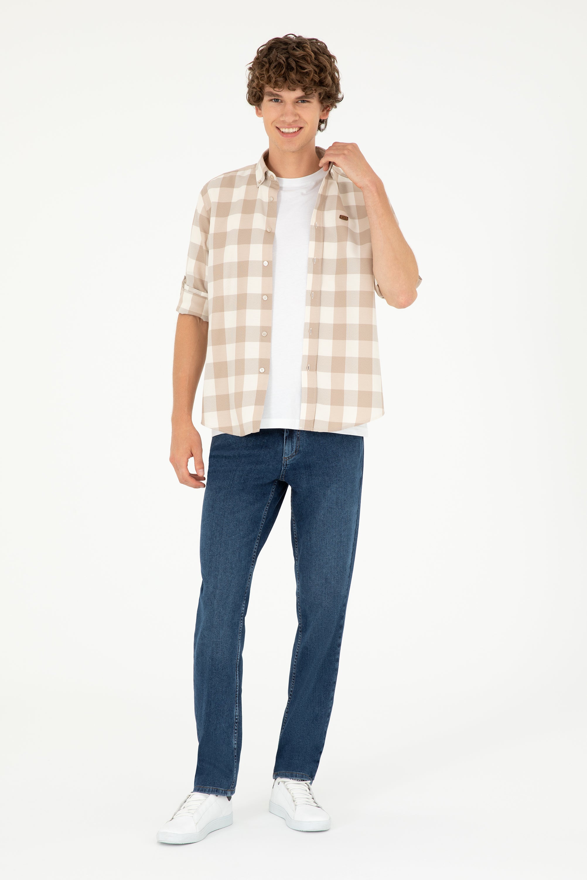 Cămașă Bărbați Alb/ Bej Cu Model În Carouri Și Logo Discret