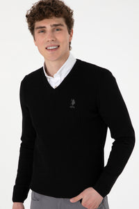 Pulover Barbat Negru Cu Guler in V Si Textura Cable