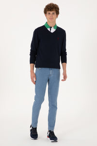 Pulover Barbat Bleumarin Cu Guler In V Si Logo Brodat