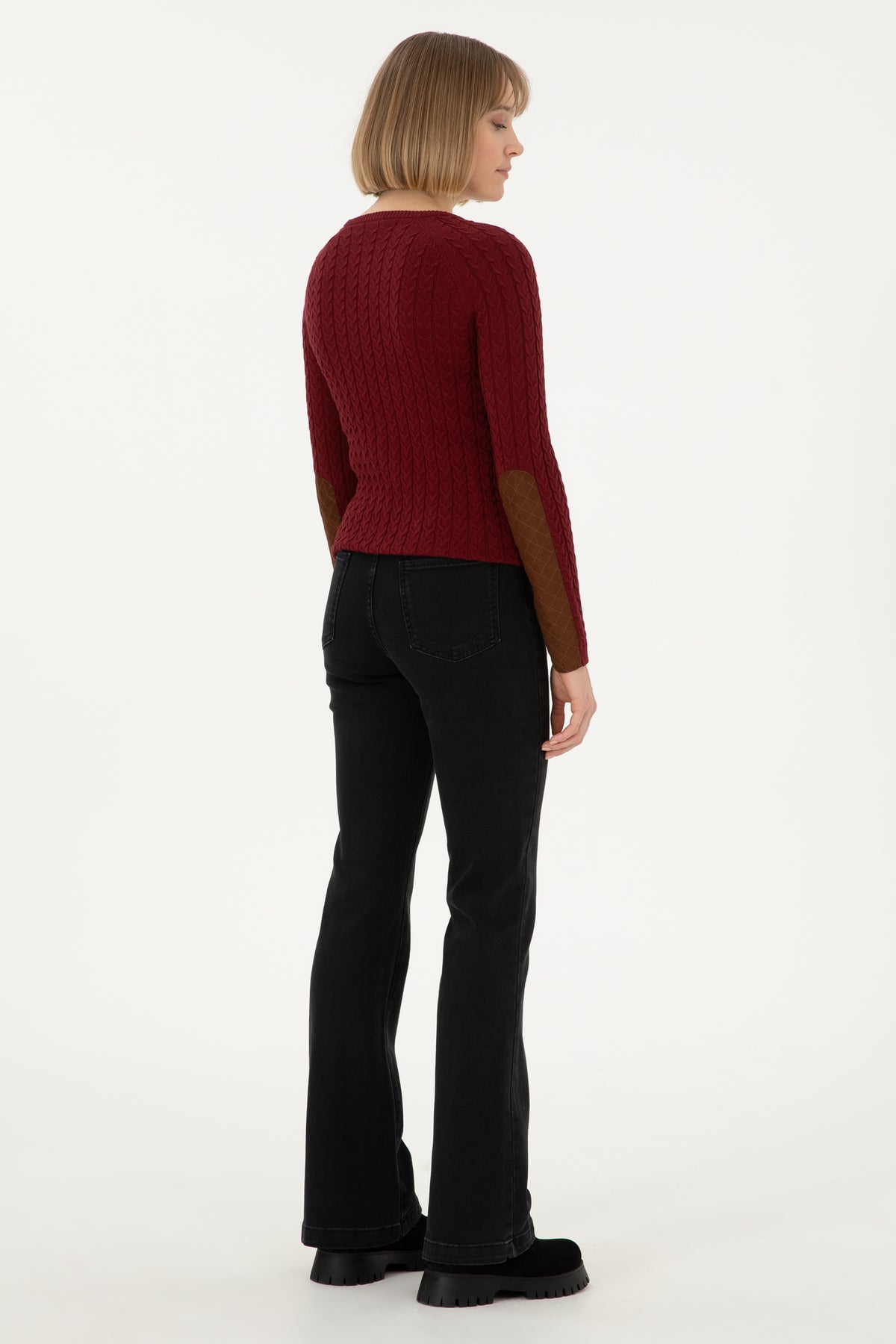 Blugi Evazati cu Talie Medie, Negru