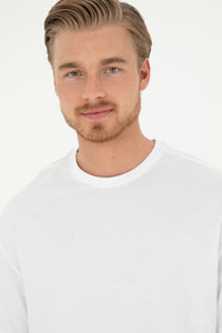 Tricou Bărbați Pe Alb Cu Guler Rotund Oversize