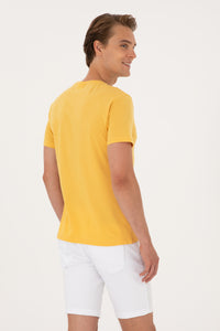 Tricou Barbat Galben cu Guler In V