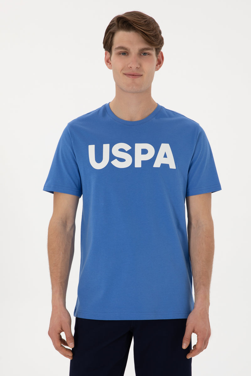 Tricou Barbat Albastru Cu Guler Rotund Si Print USPA Pe Piept