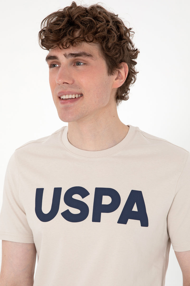 Tricou Barbat Bej Cu Guler Rotund Si Print USPA Pe Piept