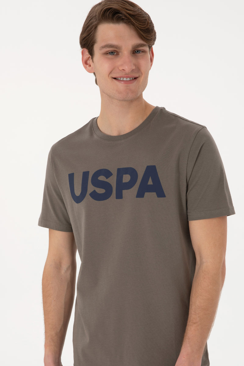 Tricou Barbat Maro Cu Guler Rotund Si Print USPA Pe Piept