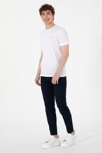 Tricou Barbat Alb cu Guler Rotund