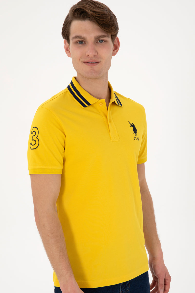 Tricou Polo Barbat Galben Cu Numar Pe Umar Si Dungi Pe Guler