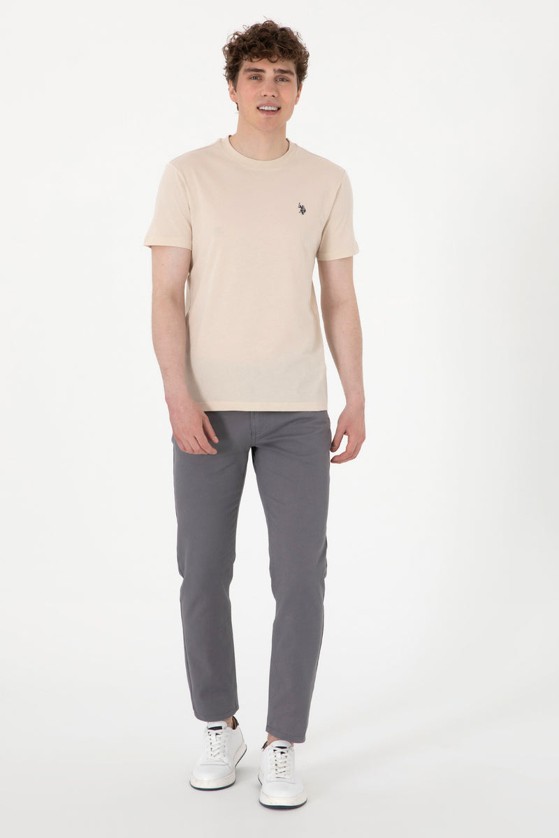 Tricou Barbat Bej Cu Guler Rotund Si Logo Brodat