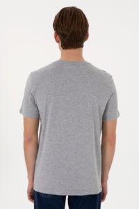 Tricou Barbat Gri Cu Guler Rotund Si Logo Brodat