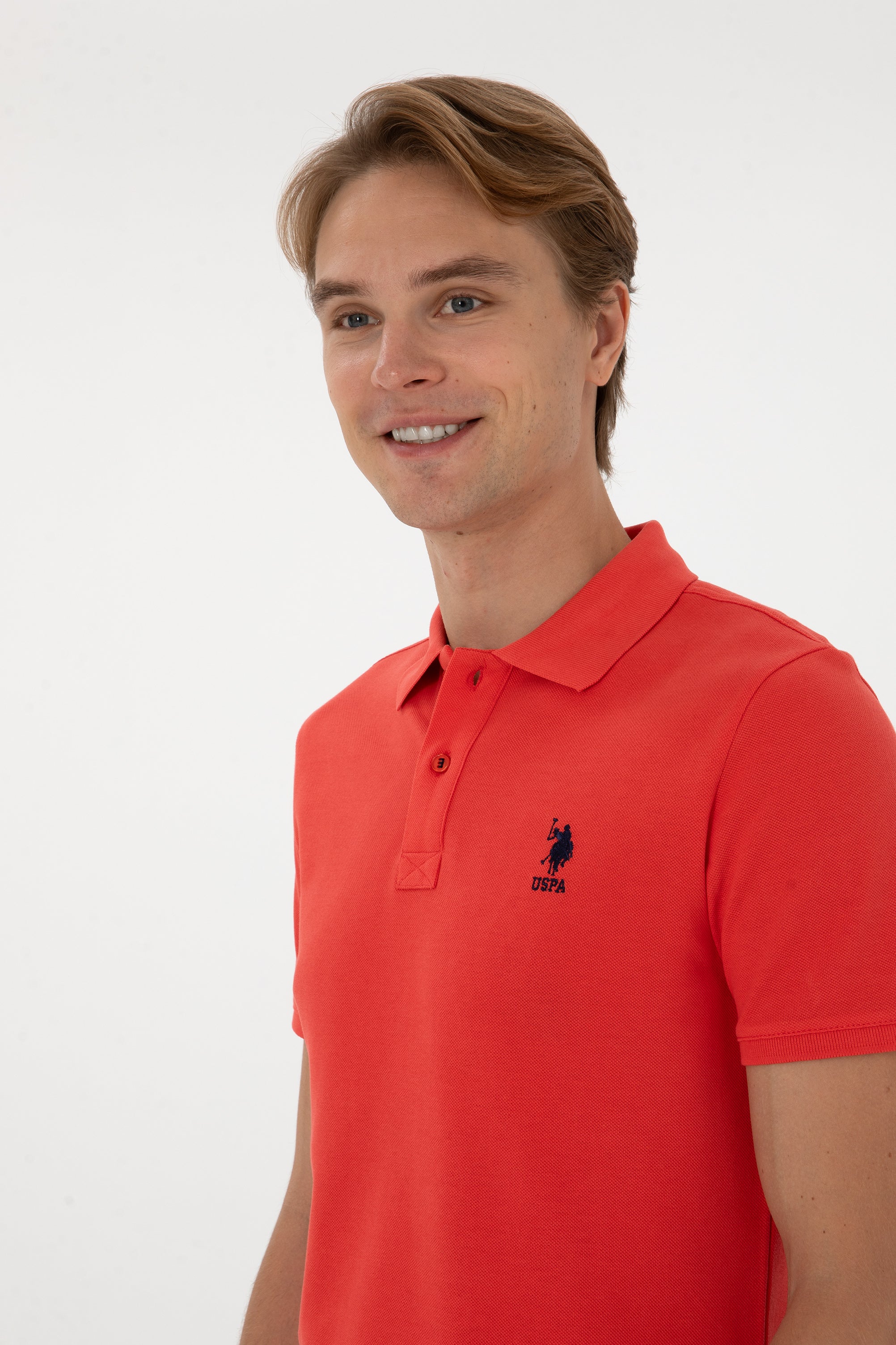 Tricou Polo Bărbați Pe Roșu Corai Cu Logo Brodat