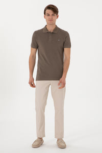 Pantaloni Barbat Tip Chinos Pe Bej