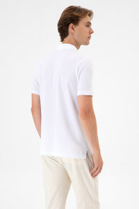 Tricou Polo Bărbați Alb Cu Model Multicolor Și Logo
