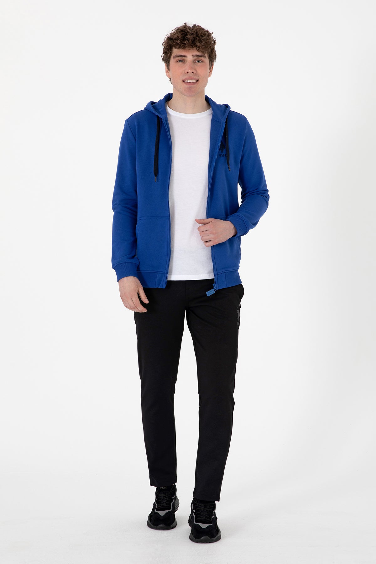 Pantaloni Sport Bărbați Pe Negru Cu Logo Brodat