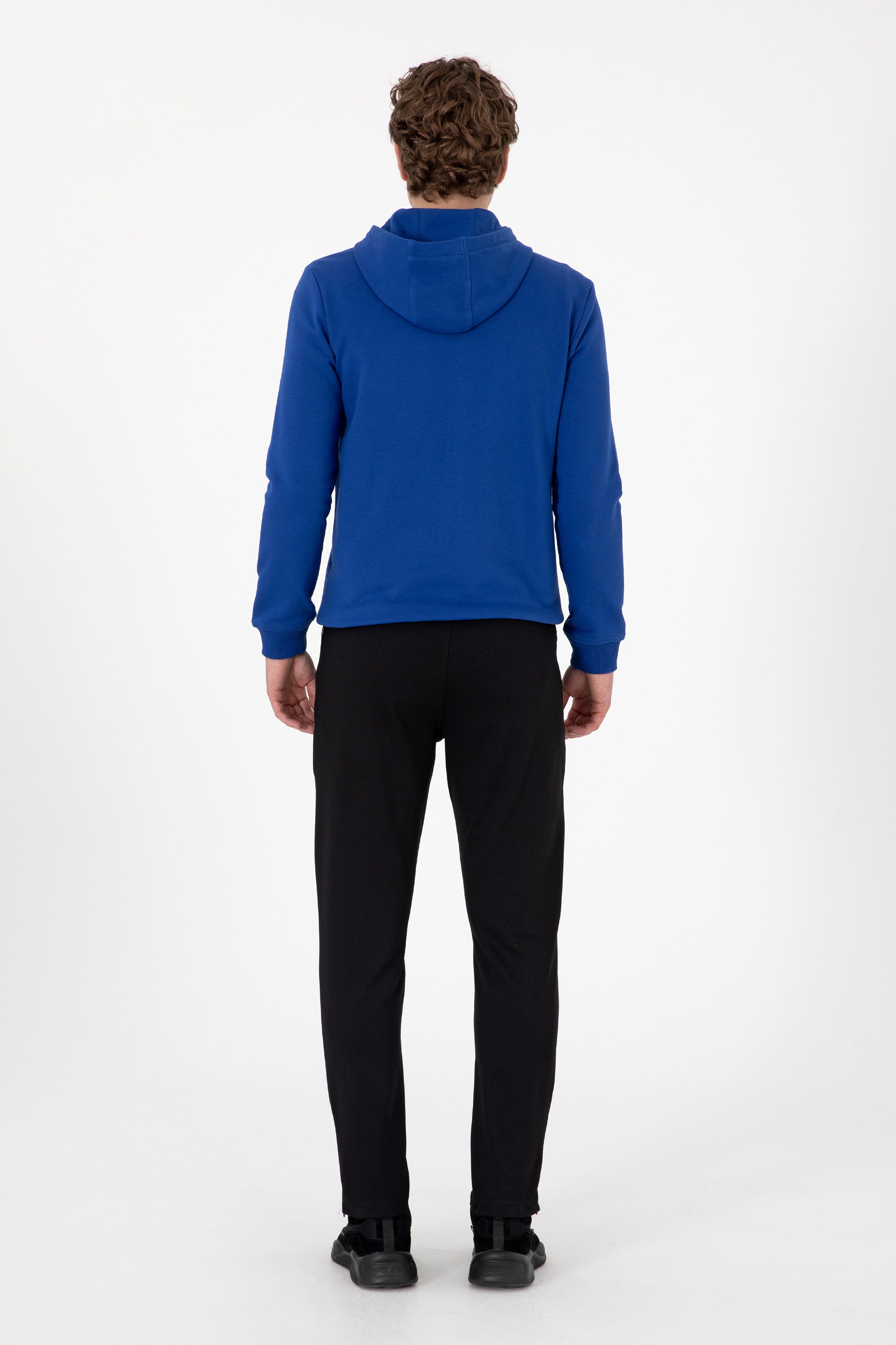 Pantaloni Sport Bărbați Pe Negru Cu Logo Brodat