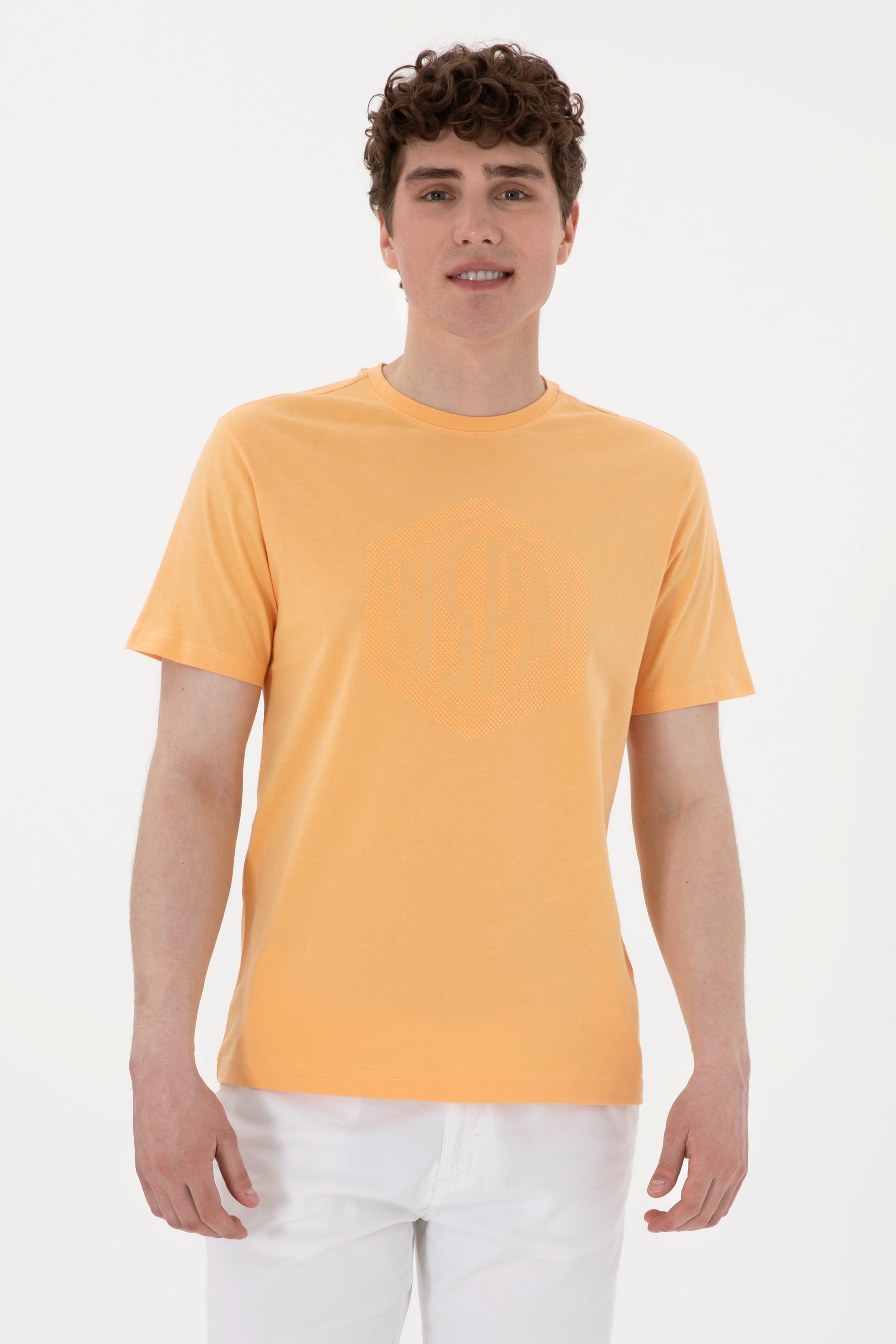 Tricou Barbat Galben Cu Guler Rotund Si Logo Pe Piept