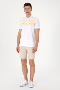 Tricou Polo Alb Barbat Cu Model pe Piept si Guler Special