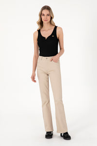 Maiou Dama Negru Cu Deschidere in V