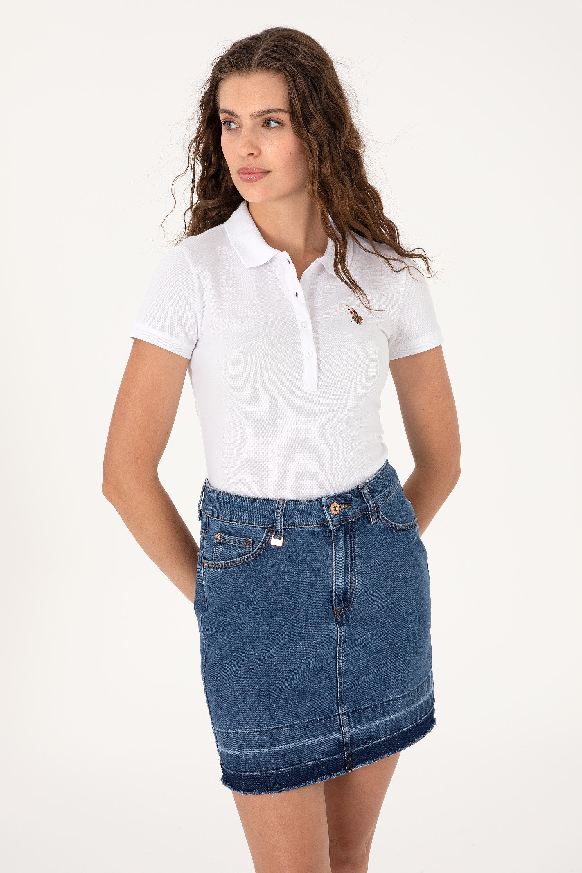 Tricou Polo Damă Alb Cu Logo Colorat 