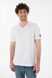 Tricou Bărbați Alb Cu Decolteu În V Și Logo Brodat Pe Mânecă