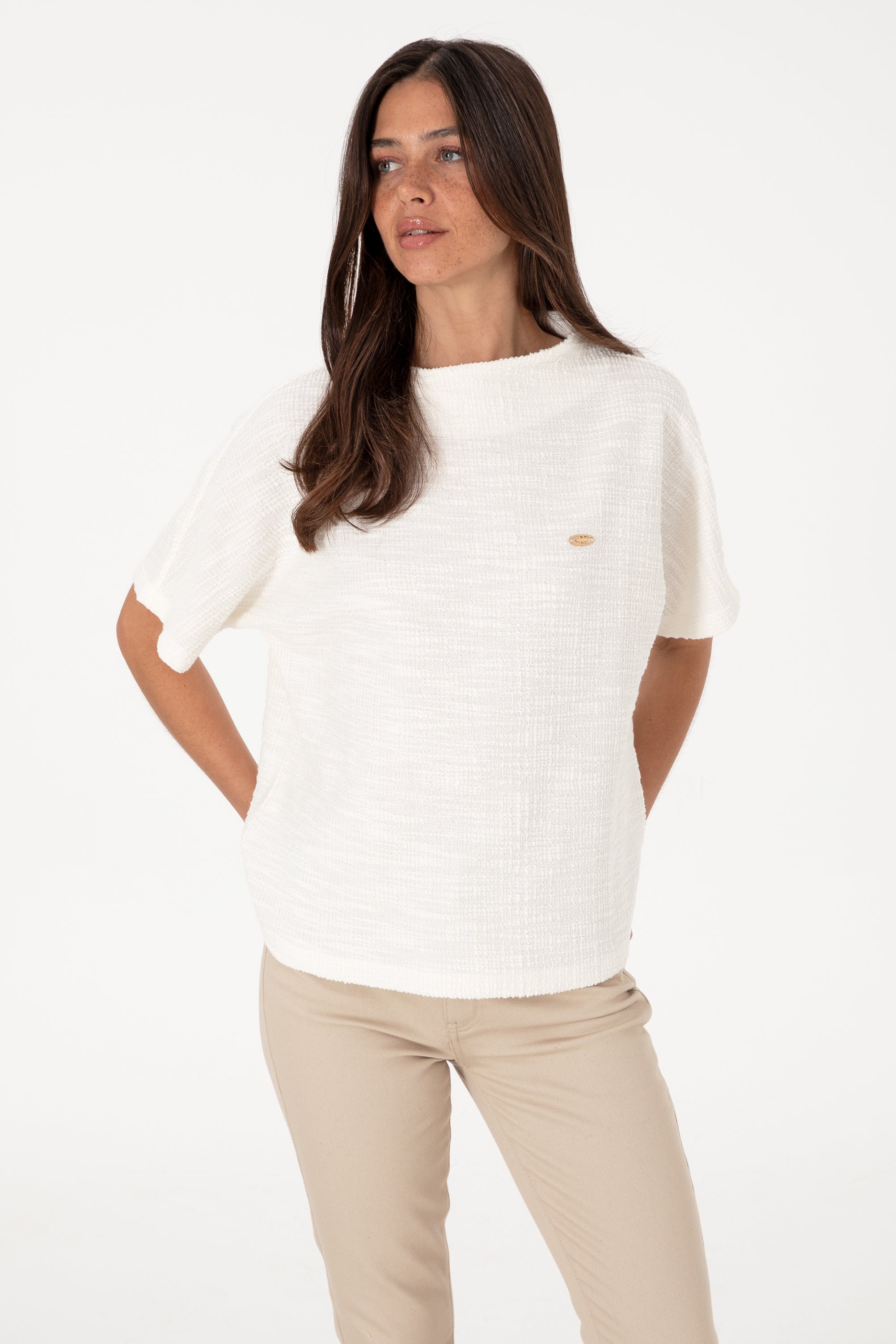 Tricou Damă Bej Cu Material Texturat