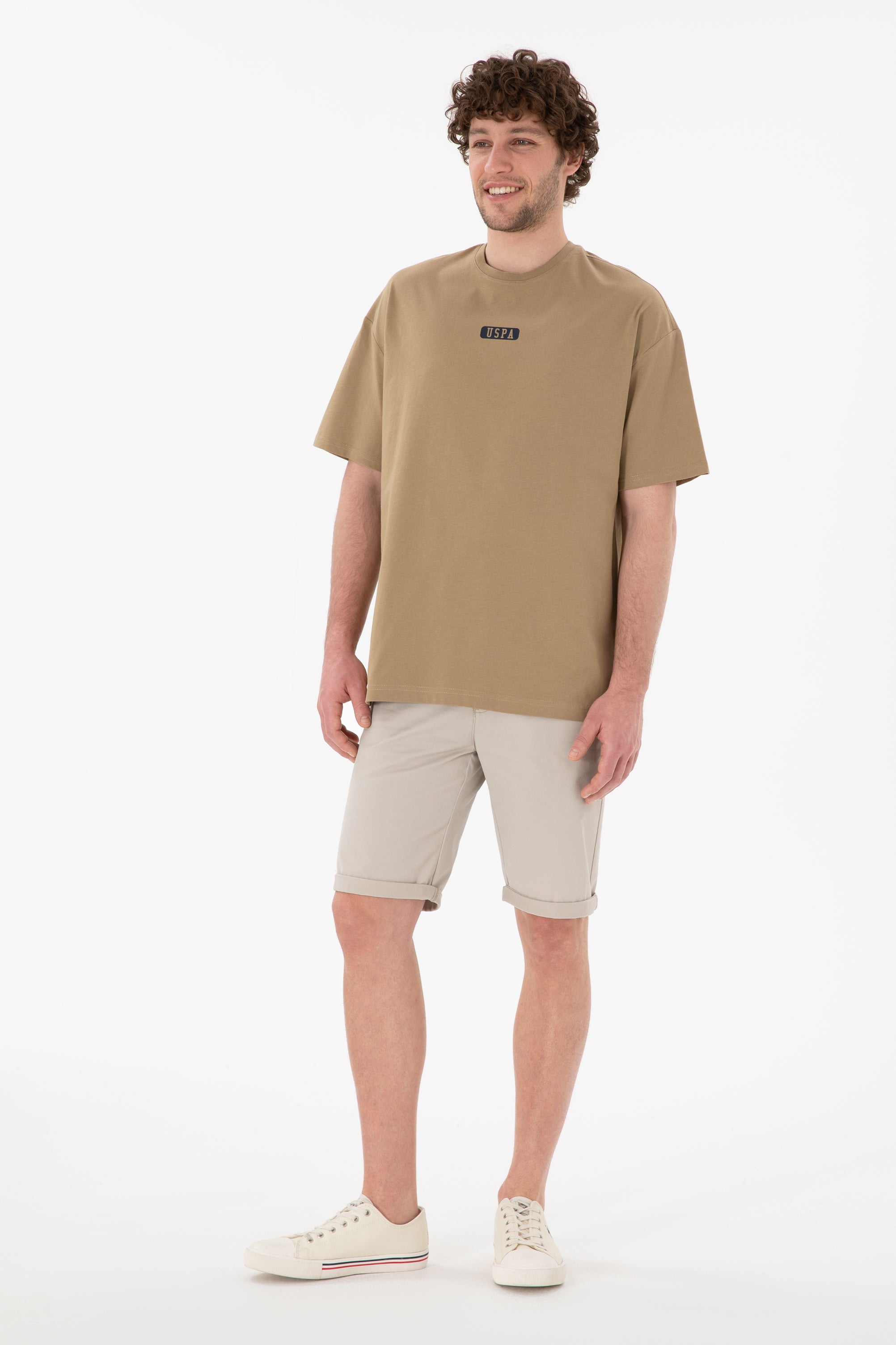 Tricou Bărbați Camel Cu Guler Rotund Și Print USPA Oversize