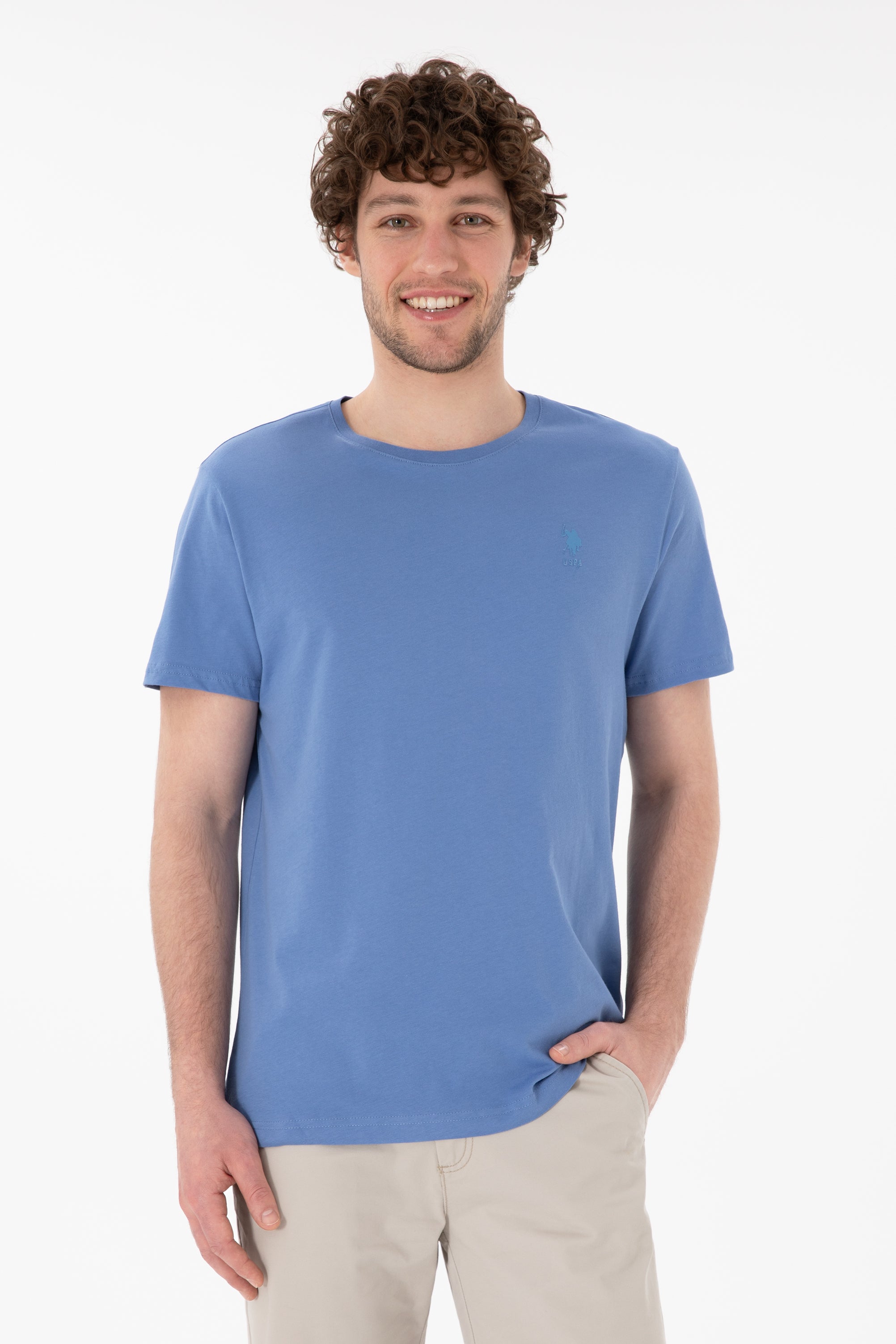 Tricou Bărbați Albastru Prăfuit Cu Guler Rotund Și Imprimeu Logo