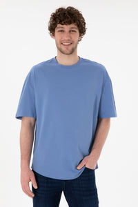 Tricou Bărbați Albastru Prăfuit Oversize Cu Logo Brodat Pe Mânecă 