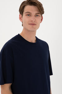 Tricou Bărbați Bleumarin Oversize Cu Logo Brodat Pe Mânecă 