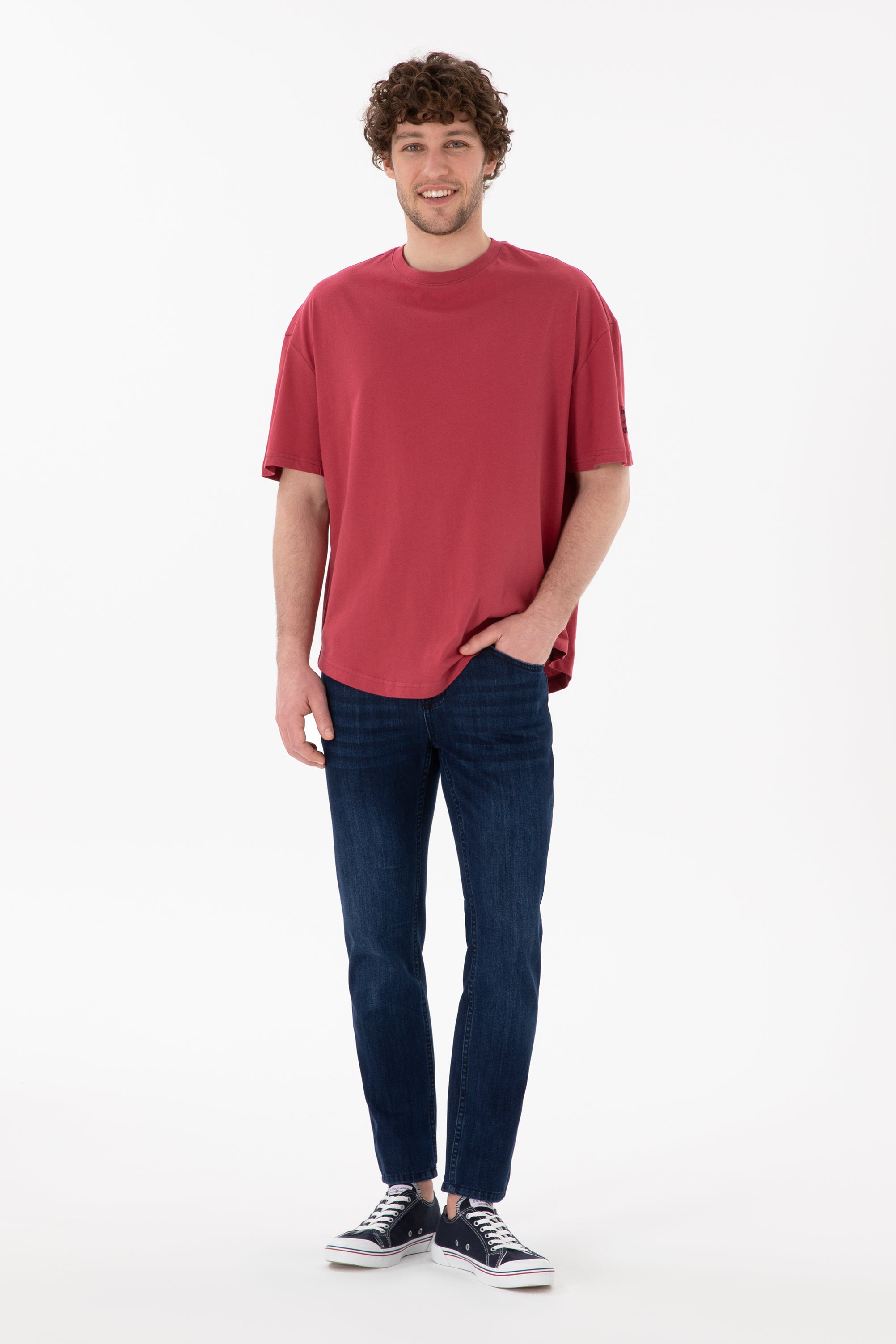 Tricou Bărbați Roșu Cărămiziu Smarald Oversize Cu Logo Brodat Pe Mânecă 