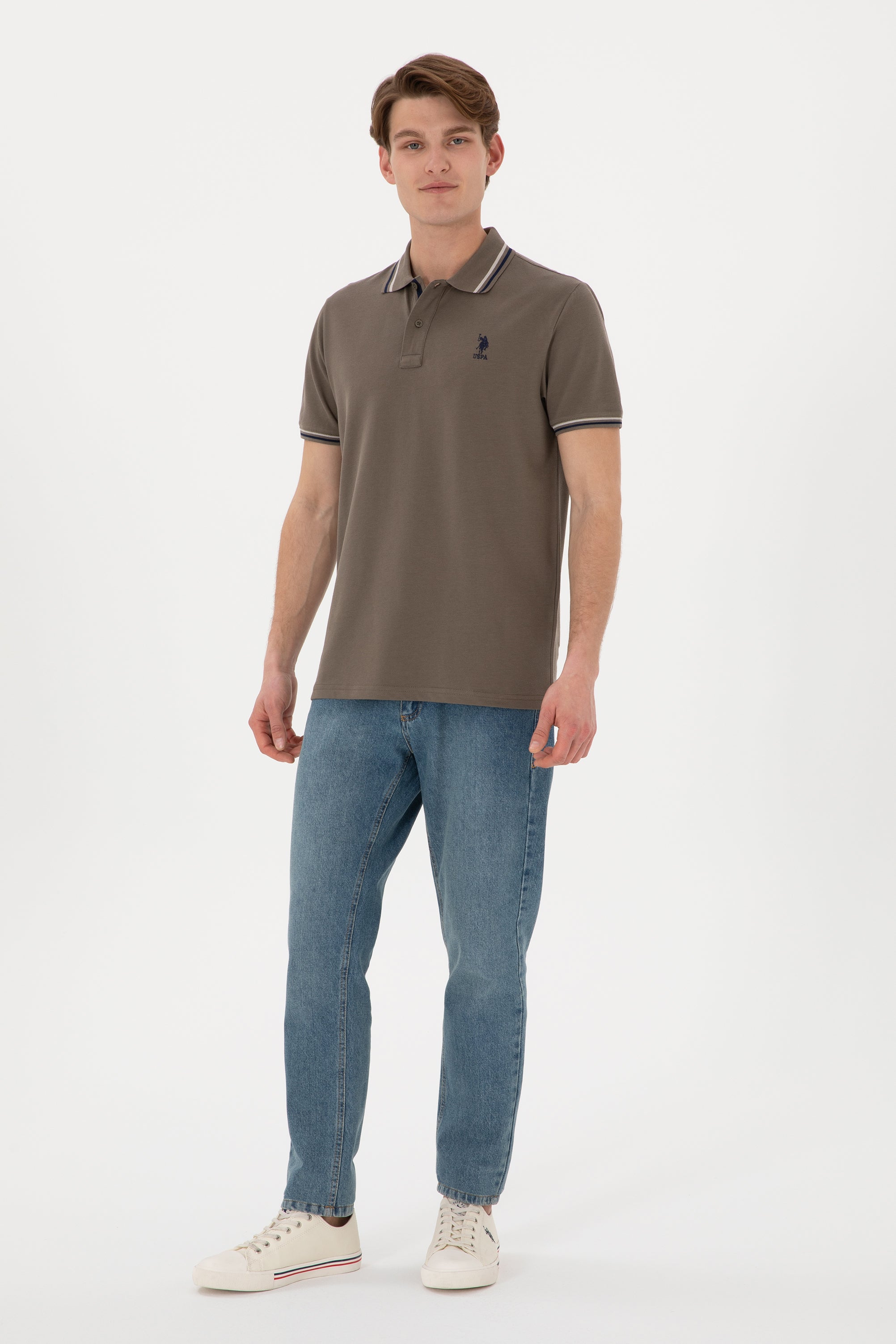 Tricou Polo Bărbați Maro Cu Detalii Guler Și Logo Brodat