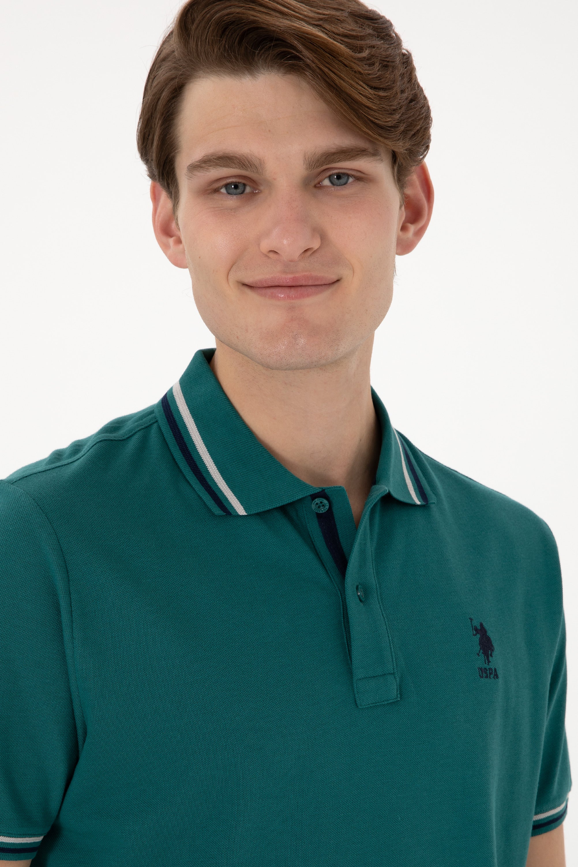 Tricou Polo Bărbați Verde Smarald Cu Detalii Guler Și Logo Brodat