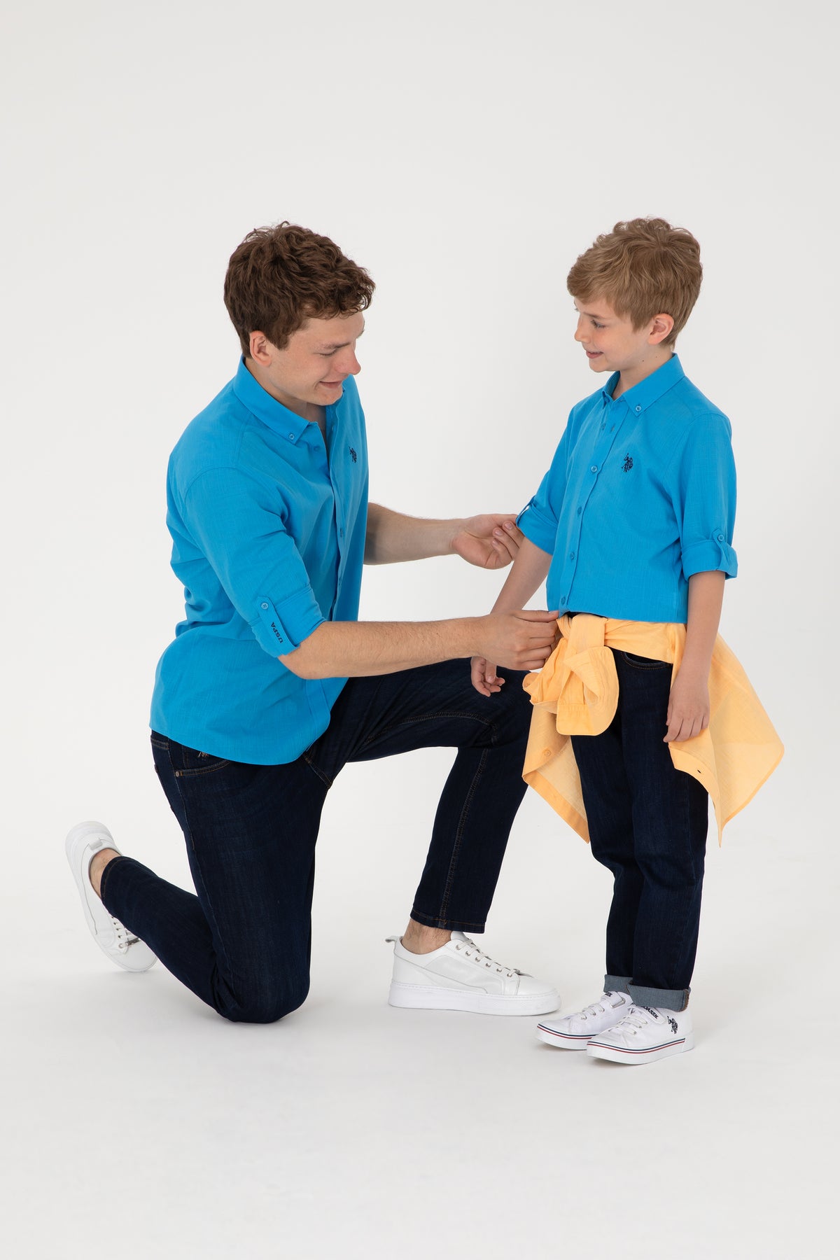 Cămașă Bărbați Albastru Coral Cu Logo Discret