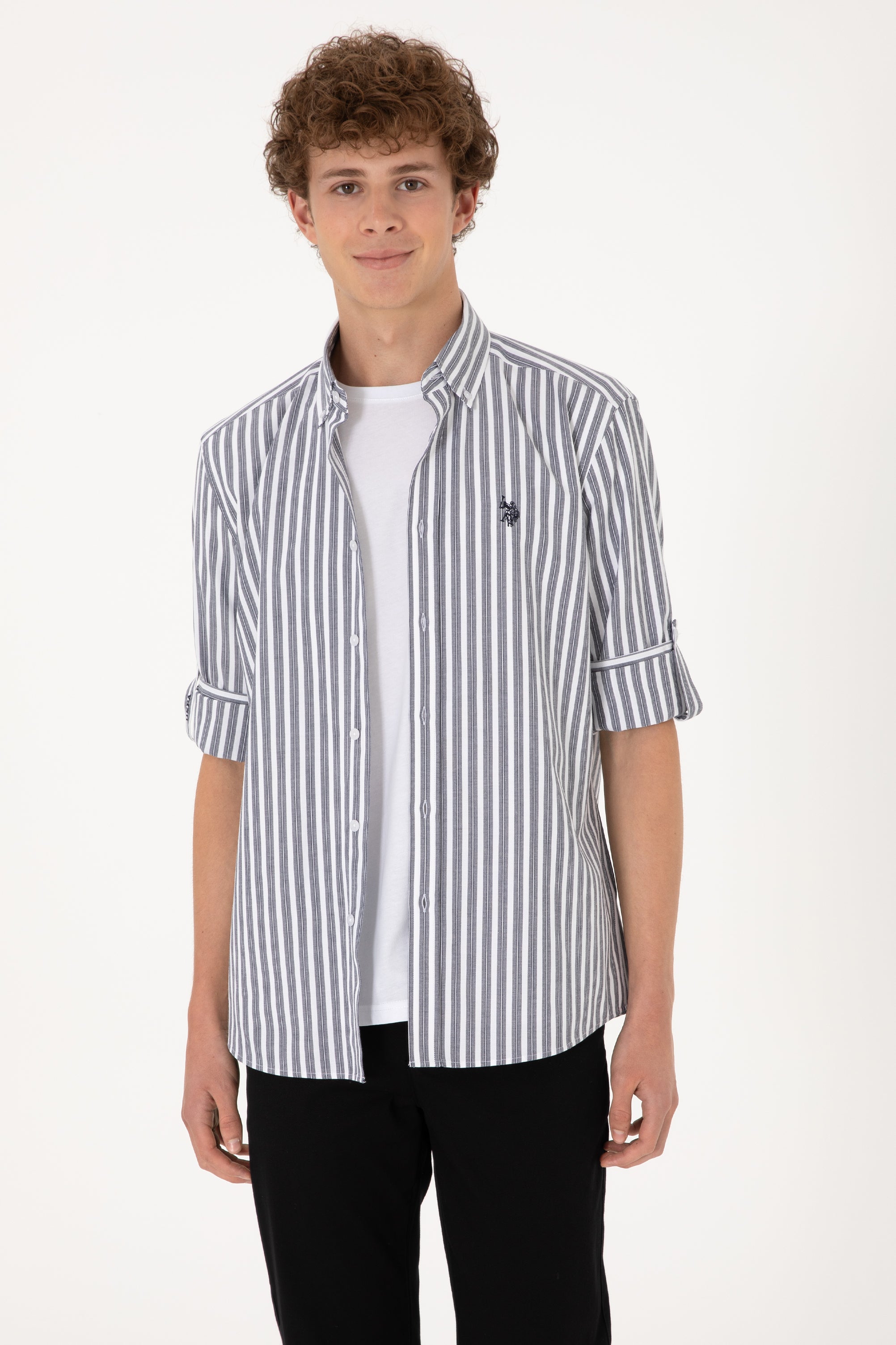 Cămașă Bărbați Pe Alb Cu Dungi Bleumarin Și Logo Discret