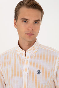 Cămașă Bărbați Pe Alb Cu Dungi Verticale Portocalii Și Logo Discret