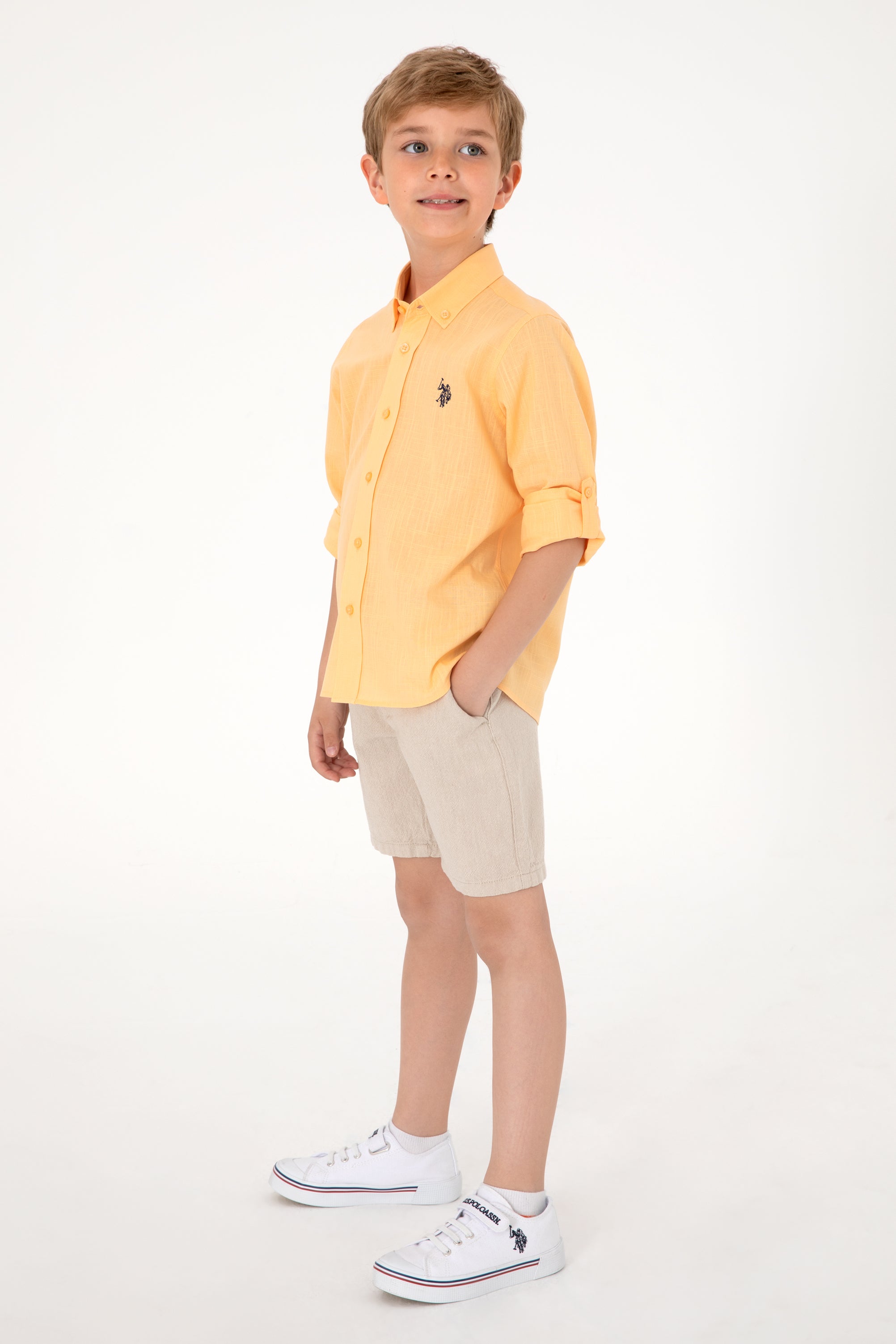 Cămașă Băieți Pe Portocaliu Deschis Cu Logo Brodat