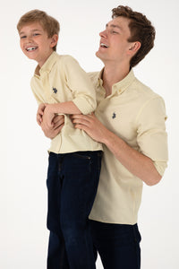 Cămașă Cu Mânecă Lungă Pe Verde Fistic Cu Logo Brodat