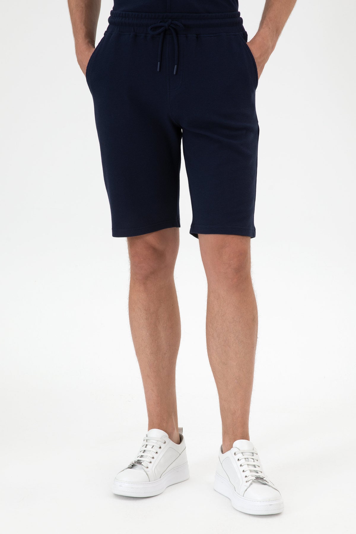 Pantaloni Scurți Bărbați Pe Bleumarin Cu Textură