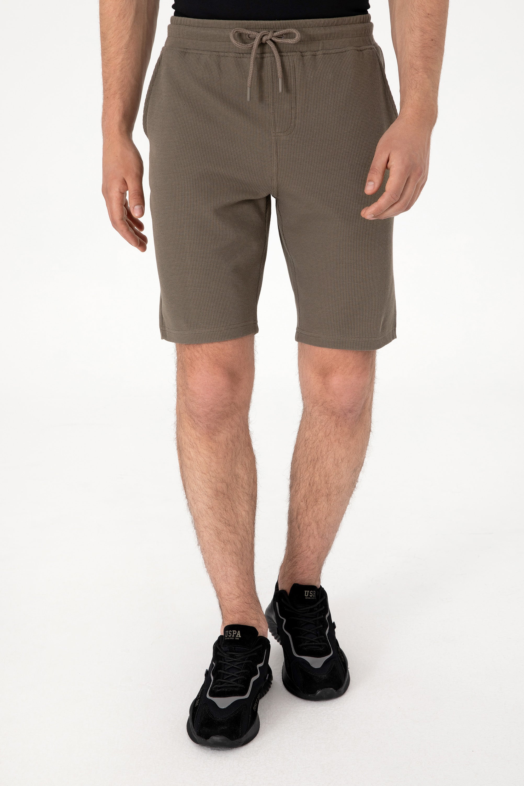 Pantaloni Scurți Bărbați Pe Maro Cu Textură