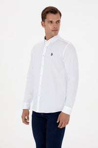 Camasa Barbat Pe Alb Cu Logo Brodat Si Nasturi La Guler