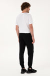 Pantaloni Tip Jogger Barbat Pe Negru Cu Logo