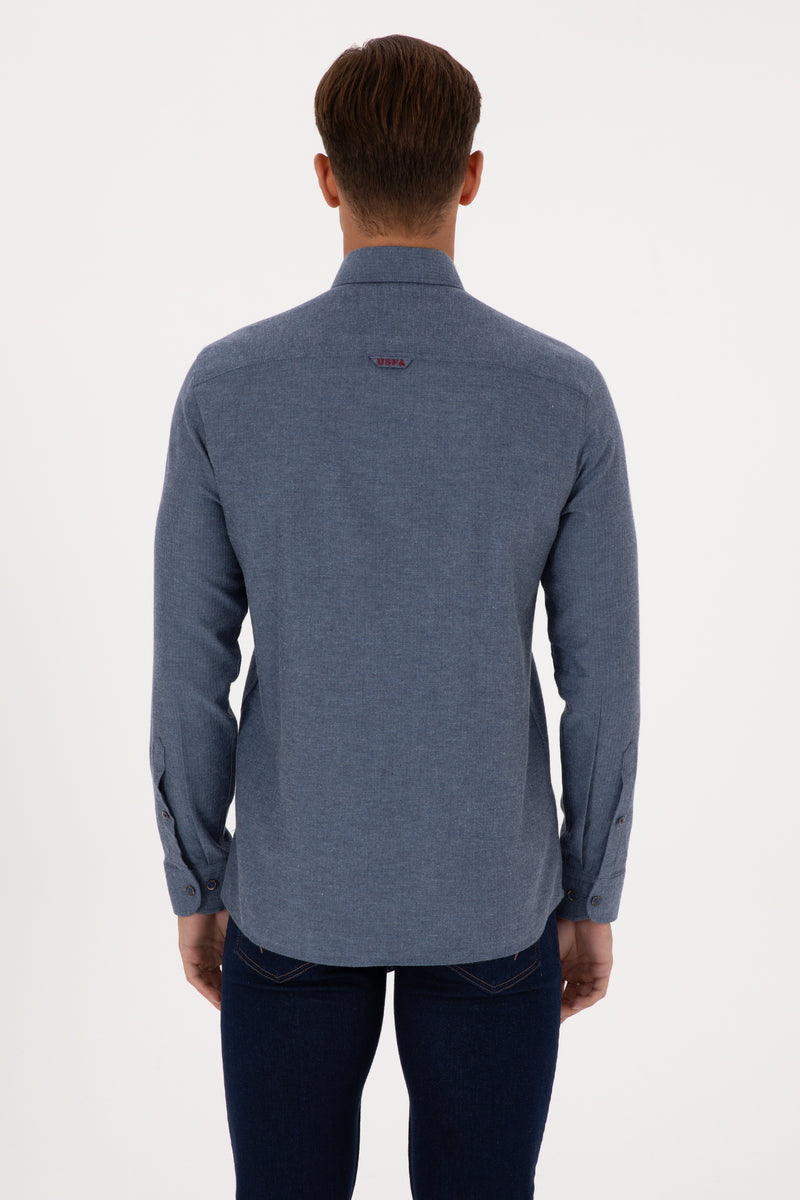 Camasa Barbat Pe Albastru Textura Cu Efect Tweed si Logo Brodat