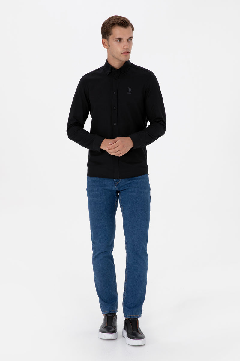Camasa Barbat Pe Negru Cu Textura Fina Si Logo Brodat